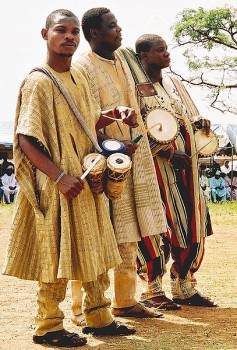 Our mode of communication is adaptable to our context.  The Yoruba from west Africa traditionally use ‘talking drums’ to communicate with villages up to 5 miles away.  The pitch of these drums can be varied when played, mimicking words from the Yoruba language, which is based on tonal shifts (Image: Wikimedia Commons)